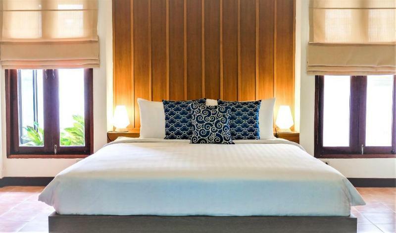 Hotel Blu Marine And Hua Hin